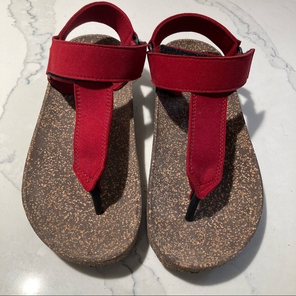 ASPORTUGUESAS Sz 39 Fizz Thong Comfort  Sandals - Picture 2 of 16